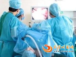 驚悚!女子手術後身體散發惡臭!20天後下體竟然掉出…讓她一看就暈倒了!!