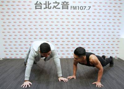 好久不見的李玖哲回來囉!出道至今減重超過25公斤,靠的是「這幾招」維持體態...