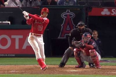 主場首打席三分砲 大谷生涯首轟還猛打賞