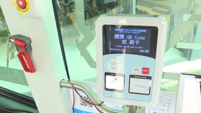 體驗新科技 麗寶賽車場引進無人車