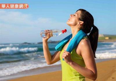 濕毛巾圍脖子是降溫法寶?中醫:4個降溫 消暑要點,亦不傷心血管...