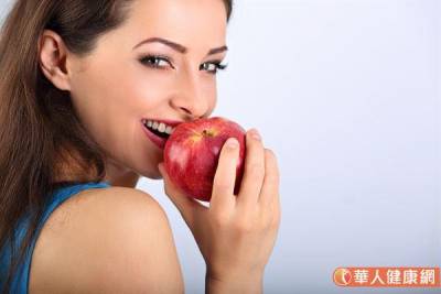 嘴破吞維生素B C快快好?藥師:平常多吃這些食物,有助預防...