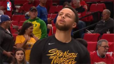 NBA/柯瑞 格林同場大三元創紀錄 勇士逆轉拓荒者闖決賽