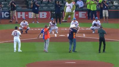 MLB/父親節兄弟檔對決!古瑞耶爸爸雙色球衣兩邊都挺