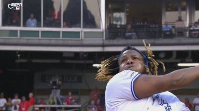 MLB/小葛雷諾三輪狂敲91轟 阿隆索全壘打大賽奪冠