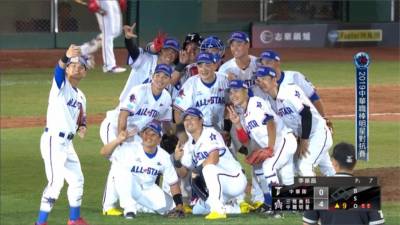 彭政閔敲安打 守一壘 明星賽最終戰謝幕