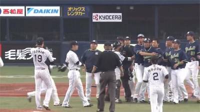 日本投手控球大暴走 洋將打擊害怕模樣瘋傳