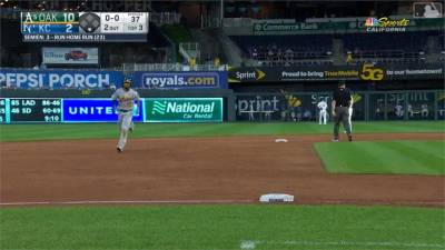 MLB/哈波生子後首開轟 費城人再見全壘打贏球