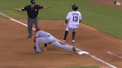 MLB/棒球場上無奇不有!神奇美技 全壘打牆變身彈珠台