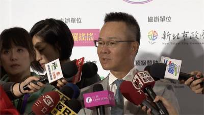 大賽冠軍齊聚喝珍奶!拚戰台灣裙襬搖搖LPGA