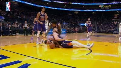 NBA/勇士新賽季風光不再 柯瑞手腕骨折雪上加霜