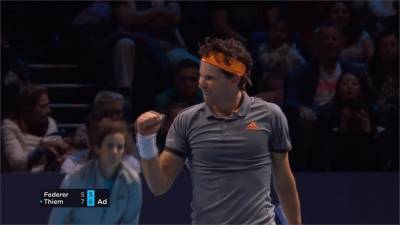 ATP網球年終賽 費德勒首戰出師不利