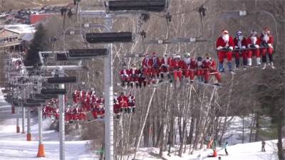 耶誕老人「大量出沒」!路跑 滑雪提前慶佳節