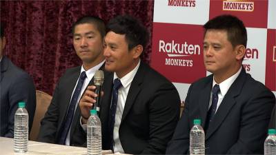 中職/Lamigo最後一天 樂天桃猿新教練團亮相
