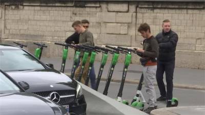 方向燈就在你背上!騎單車 滑板車更安全