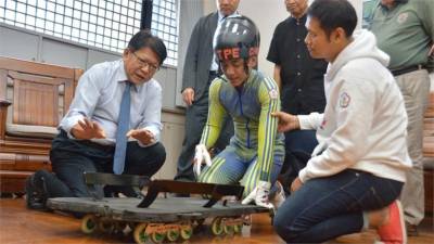 雪車 拳擊雙棲小將楊柏威 洛桑冬季青奧17名作收