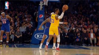 NBA/詹皇接班人威廉森 處女秀化身第四節先生