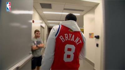 NBA/籃網主場賽前哀悼Kobe 主將Irving淚流不止
