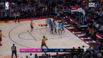 NBA/詹皇大三元 一字眉33分 湖人三連勝結束上半季