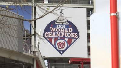 MLB/大聯盟延後開打 球衣製造商做防護衣免費供醫護使用