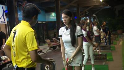 辣模子涵挑戰「百日百桿」 每天練球6小時雙手長繭
