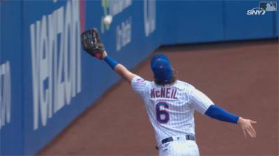 MLB/裁判趕球迷出場?原來是強投小史當觀眾
