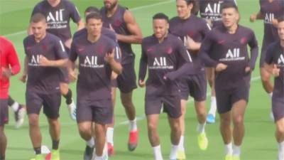 運動明星染疫 法甲內馬爾 巨石強林全家確診