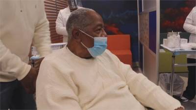 全壘打王死因無關武肺 大聯盟辦漢克阿倫追思會