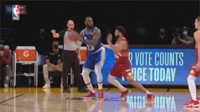 NBA/拿人氣王又贏球!「超越張伯倫」詹皇三喜臨門