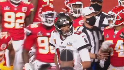 43歲布雷迪獲MVP 率海盜奪超級盃冠軍