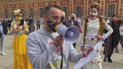 疫情重創觀光 佛朗明哥舞者上街跳舞抗議