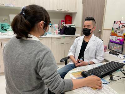 產後妊娠紋或變小「腹」婆?醫:腹部拉皮手術重振信心