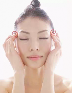 手法一分鐘跟魚尾紋說拜拜,挺神的