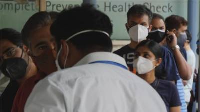 印度醫療崩潰!返台班機抵國門 44人送檢疫所