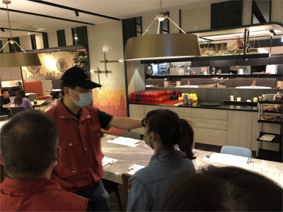 快新聞/蘆洲西堤未裝「餐飲隔板」遭開罰1.5萬