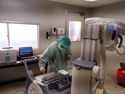工研院x新竹臺大分院 聯手研發防疫啟用戶外篩檢站及正壓檢疫亭