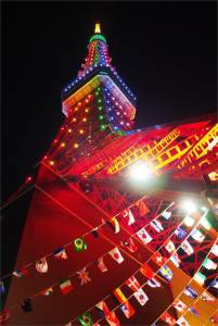 東奧/開幕式晚間登場! 我國旗「飄揚東京鐵塔」