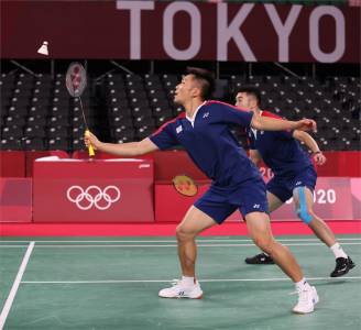 東奧/「黃金男雙」羽球未能晉級!鏖戰3局惜敗
