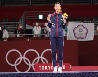 東奧/19歲羅嘉翎奪銅!他盛讚:新國民女友