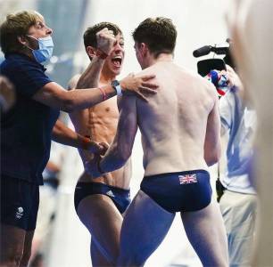 影/英國「跳水王子」氣走中國隊!冰塊腹肌超養眼