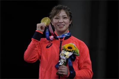 東奧/角力姐妹雙雙奪金!創日本奧運史上首例