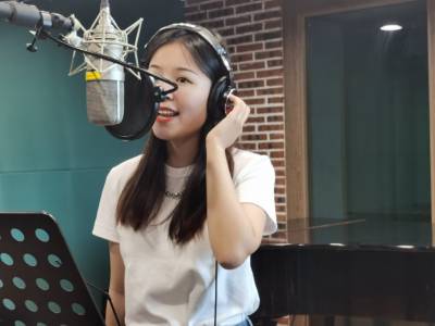 旅居廈門的台商以歌曲【讓愛築成一個圈】獻給抗疫第一線人員